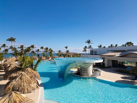 3 outdoor pools, cabanas (surcharge), pool umbrellas