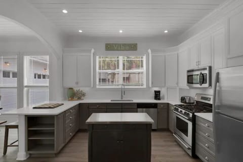 Plenty of kitchen space for the family chef to prepare your delicious meals!