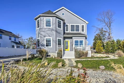 Spring Lake Vacation Rental | 5BR | 3.5BA | 2,353 Sq Ft | Stairs Required