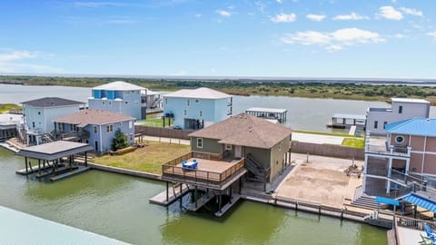 GK Bay Place in Dolphin Point just off the ICW