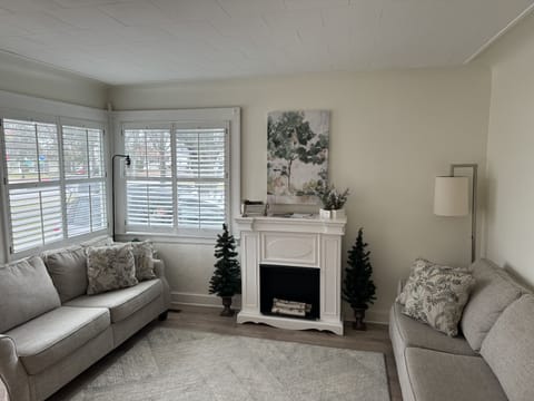 Perfect space for an afternoon nap, and cup of coffee, or a good book.