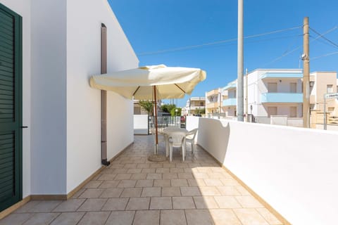 Apartment | Terrace/patio
