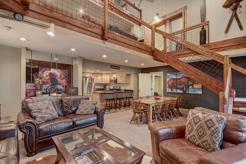 Condo, Multiple Bedrooms | Living area