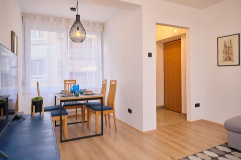 Apartment | Living area | 43-inch LCD TV with cable channels, TV