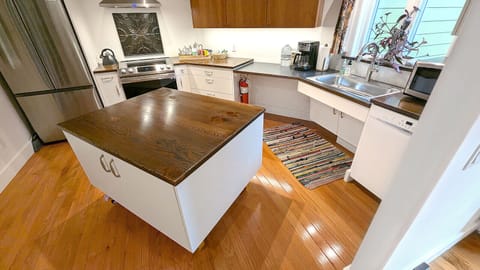 Over 50% of the cabinets are lower and accessible.