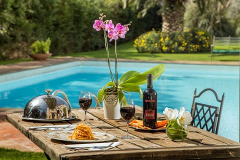 Outdoor pool, sun loungers