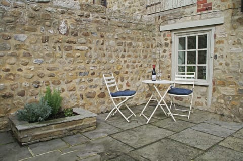 Private patio garden at The Hay Loft in Bishopton, Ripon