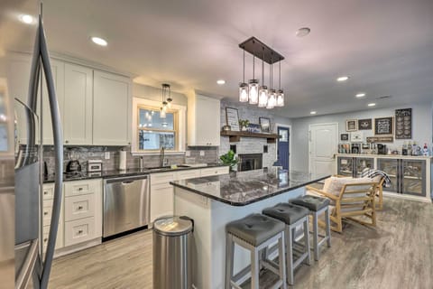 Royal Vacation Rental | 3BR | 2BA | Half Step to Enter | 1,615 Sq Ft