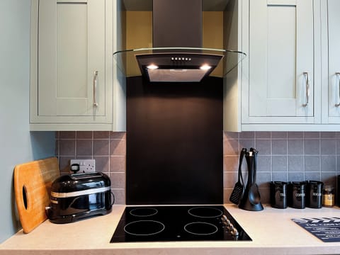 Kitchen area | Lindum Cottage, Monyash