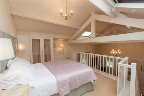 1 bedroom, individually decorated, individually furnished, free WiFi
