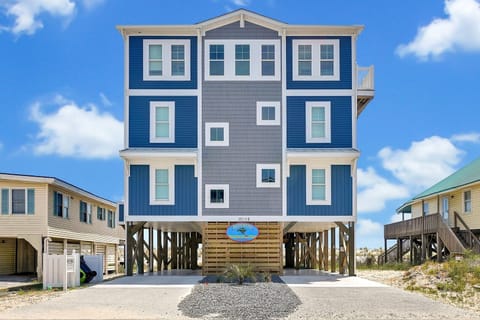 Front of House
CG 5.19.23