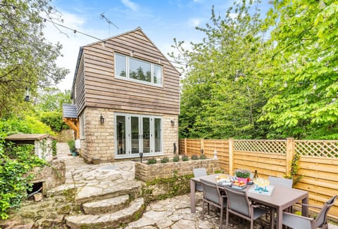 Cottage | Outdoor dining