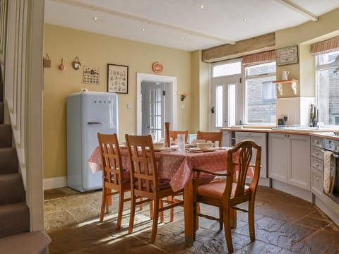 Kitchen/diner | St. Georges Cottage, Holmfirth
