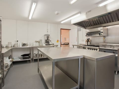 All your function&rsquo;s catering needs can be accommodated in the kitchen | Kingfisher Barn - Piggyback Barns, Sculthorpe, Fakenham