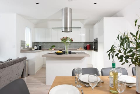 Kitchen and dining areas - Artemis House