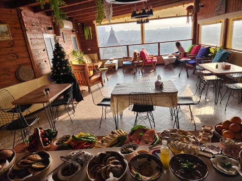 Daily buffet breakfast for a fee
