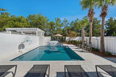 20x20 ft. pool