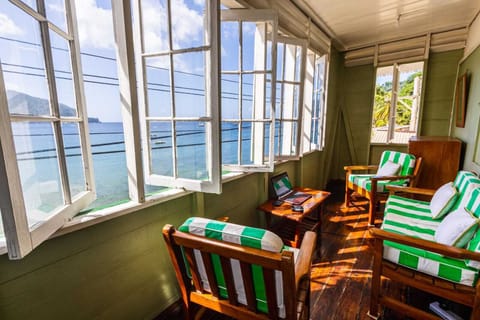 Colonial Suite | Blackout drapes, iron/ironing board, WiFi (free), bed sheets