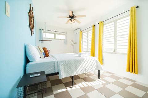 Master Bedroom with Panoramic Mountain /Ocean view (King Bed)