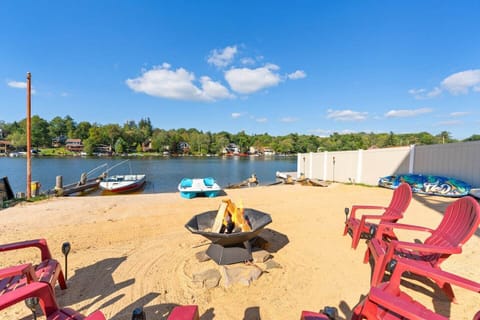 PRIVATE TO only YOU! Fire pit with chairs right on the beach in front of the lake