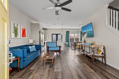 65" Samsung TV with all your favorite streaming services