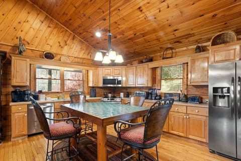 Kitchen Island Seats Four