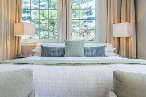 Exclusive Room | Egyptian cotton sheets, premium bedding, pillowtop beds