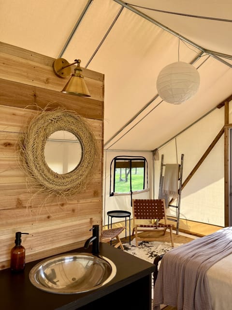 Tent, 1 Queen Bed, Pool Access, Garden View | Bed sheets