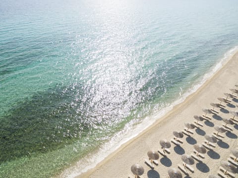 Private beach, sun loungers, beach umbrellas, beach towels