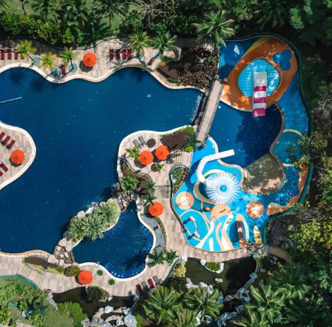 Outdoor pool, pool umbrellas