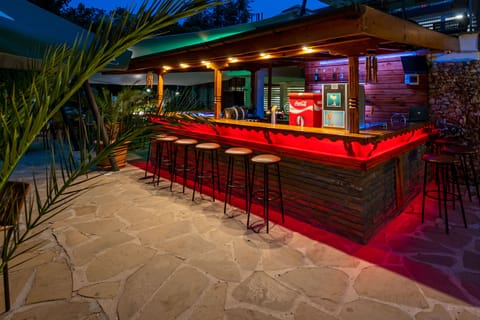 Poolside bar