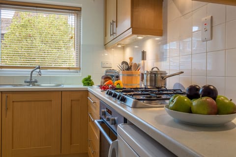 Ground floor: Kitchen