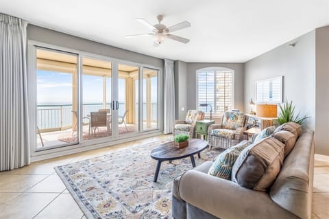Beach Colony Tower 12C Living Room With Deck Access