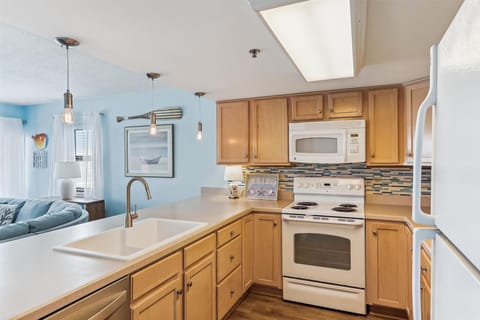 Ocean Breeze West 406 Kitchen and Sink