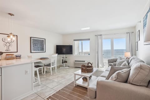 Perdido Skye 25 Living Room View of Beach Balcony