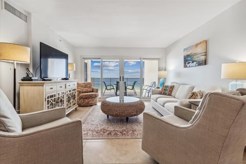 Sandy Key 411 Living Room and Beach View Balcony