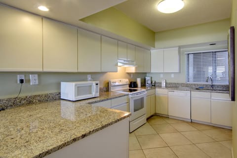 Shipwatch A204 Kitchen