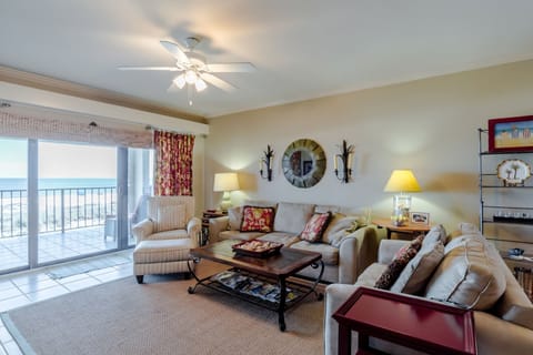 Shipwatch D204 Living Room and Beach View Balcony