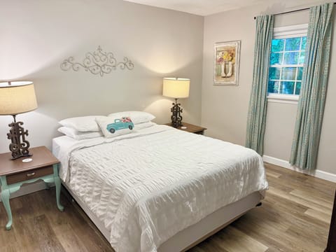 bedroom #2 (1)