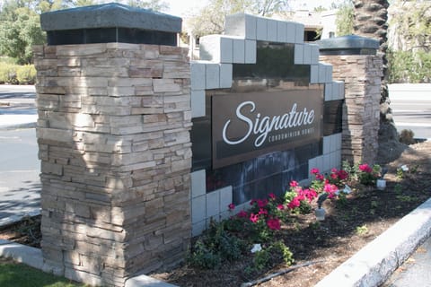 Main Entrance
15095 N. Thompson Peak Pkwy
Scottsdale AZ 85260