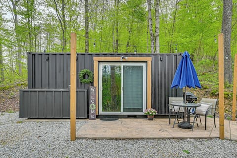 Loudonville Vacation Rental | Studio | 1BA | 160 Sq Ft