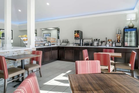 Free daily self-serve breakfast