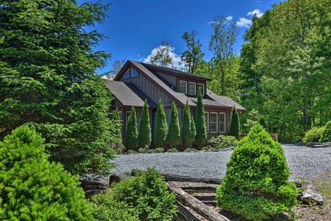 Well Maintained Cabin in a Peaceful Setting