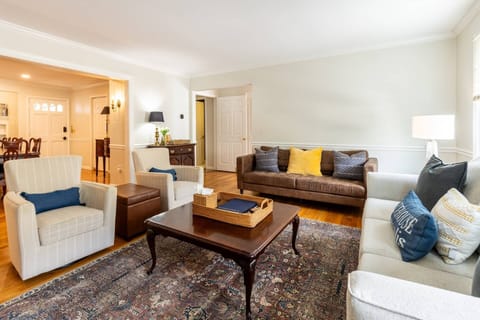 Welcome to Gatehouse Annapolis! The thoughtfully-decorated home has many nods to the Naval Academy throughout.