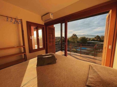 2 bedrooms, premium bedding, individually decorated