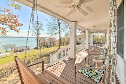 New Concord Vacation Rental | 2BR + Loft | 2BA | Stairs Required for Entry