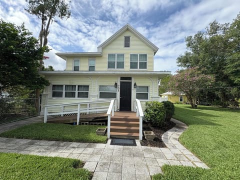 Front of the house, on Lemon Ave.