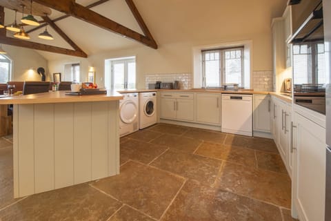 Ground floor: Spacious well-equipped kitchen