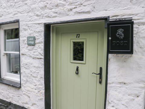 Cottage | Exterior detail