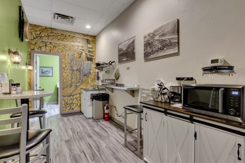 Coffee maker, dishes for 6, pots pans etc.